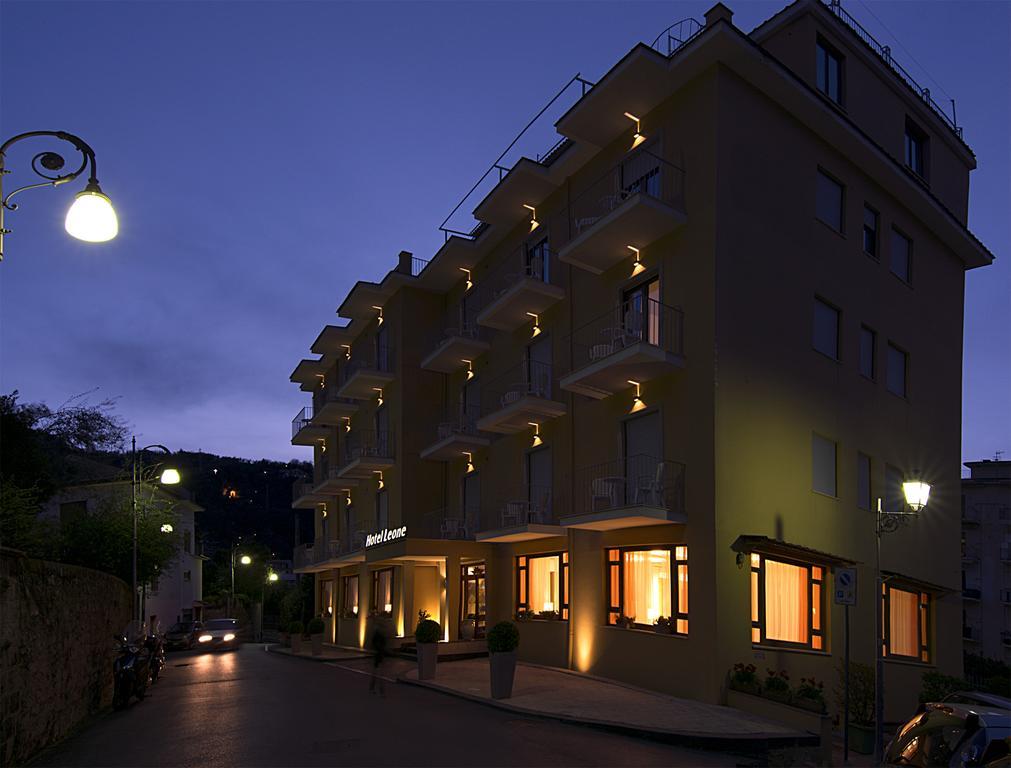 Hotel Leone Sorrent Exterior foto